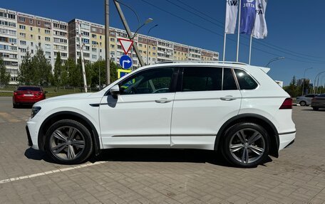 Volkswagen Tiguan II, 2018 год, 2 950 000 рублей, 4 фотография