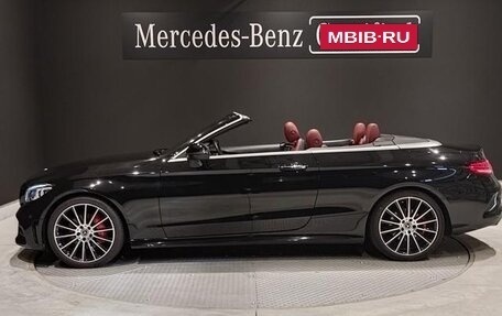 Mercedes-Benz C-Класс, 2019 год, 2 200 001 рублей, 10 фотография