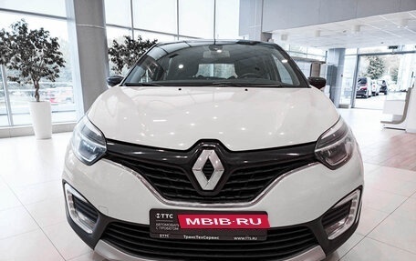 Renault Kaptur I рестайлинг, 2018 год, 1 850 000 рублей, 2 фотография