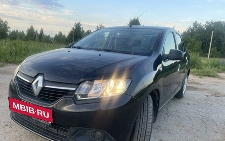 Renault Logan II, 2017 год, 1 050 000 рублей, 3 фотография