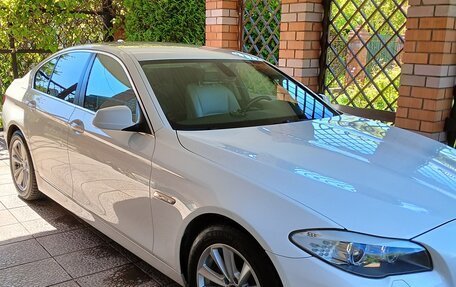 BMW 5 серия, 2012 год, 2 180 000 рублей, 2 фотография