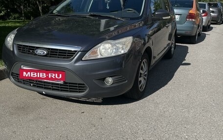 Ford Focus II рестайлинг, 2011 год, 680 000 рублей, 2 фотография