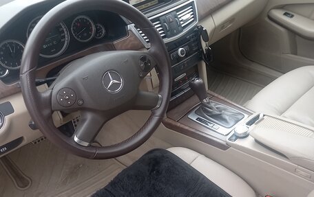 Mercedes-Benz E-Класс, 2009 год, 1 142 000 рублей, 5 фотография