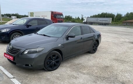 Toyota Camry, 2006 год, 850 000 рублей, 1 фотография