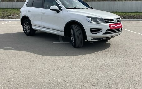 Volkswagen Touareg III, 2017 год, 4 500 000 рублей, 2 фотография