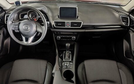 Mazda 3, 2015 год, 1 600 000 рублей, 9 фотография