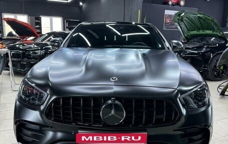 Mercedes-Benz E-Класс AMG, 2023 год, 12 800 000 рублей, 4 фотография