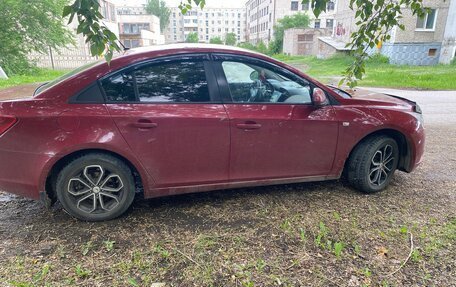 Chevrolet Cruze II, 2009 год, 620 000 рублей, 4 фотография