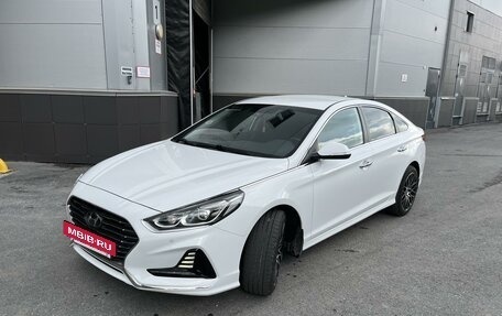 Hyundai Sonata VII, 2018 год, 1 990 000 рублей, 2 фотография