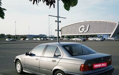 BMW 3 серия, 1993 год, 673 000 рублей, 3 фотография