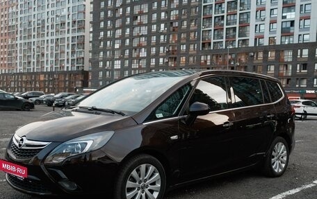 Opel Zafira C рестайлинг, 2013 год, 1 365 000 рублей, 4 фотография