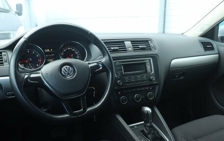 Volkswagen Jetta VI, 2015 год, 1 380 200 рублей, 6 фотография