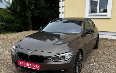 BMW 3 серия, 2012 год, 1 730 000 рублей, 3 фотография