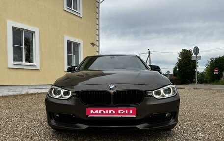 BMW 3 серия, 2012 год, 1 730 000 рублей, 4 фотография