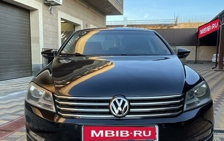 Volkswagen Passat B7, 2014 год, 1 635 000 рублей, 1 фотография