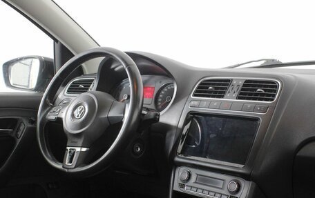 Volkswagen Polo VI (EU Market), 2011 год, 550 000 рублей, 9 фотография