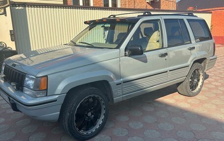 Jeep Grand Cherokee, 1995 год, 950 000 рублей, 2 фотография