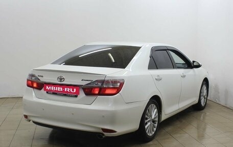 Toyota Camry, 2014 год, 1 390 000 рублей, 4 фотография