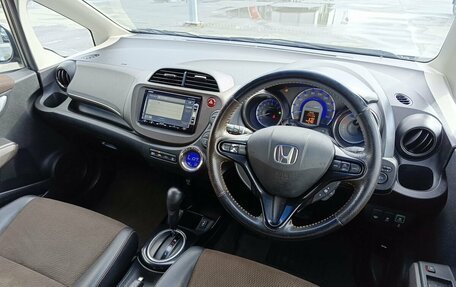 Honda Fit Shuttle I рестайлинг, 2013 год, 1 099 995 рублей, 15 фотография