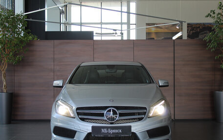 Mercedes-Benz A-Класс, 2015 год, 1 600 000 рублей, 5 фотография