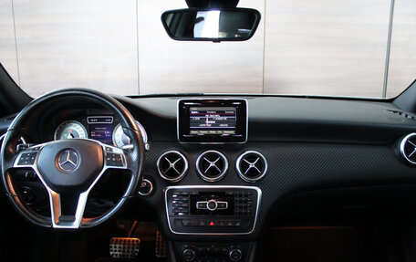 Mercedes-Benz A-Класс, 2015 год, 1 600 000 рублей, 11 фотография