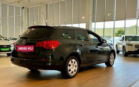 Opel Astra J, 2011 год, 939 000 рублей, 5 фотография