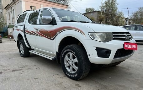 Mitsubishi L200 IV рестайлинг, 2011 год, 1 100 000 рублей, 6 фотография