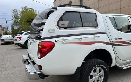 Mitsubishi L200 IV рестайлинг, 2011 год, 1 100 000 рублей, 9 фотография