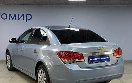 Chevrolet Cruze II, 2011 год, 735 000 рублей, 7 фотография