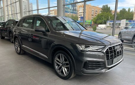 Audi Q7, 2022 год, 12 400 000 рублей, 3 фотография