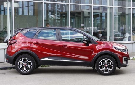 Renault Kaptur I рестайлинг, 2019 год, 1 799 000 рублей, 5 фотография