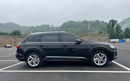 Audi Q7, 2021 год, 6 766 666 рублей, 7 фотография