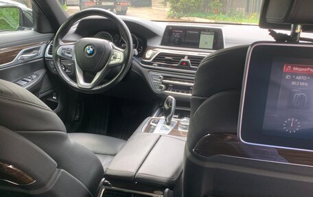 BMW 7 серия, 2017 год, 4 700 000 рублей, 3 фотография