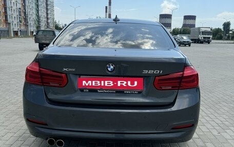 BMW 3 серия, 2017 год, 2 950 000 рублей, 10 фотография