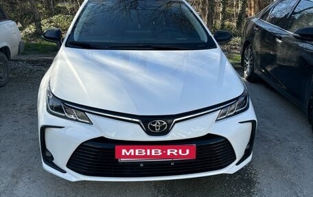 Toyota Corolla, 2022 год, 2 350 000 рублей, 2 фотография