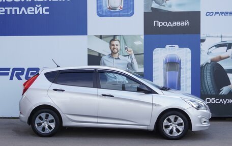 Hyundai Solaris II рестайлинг, 2015 год, 1 098 000 рублей, 5 фотография