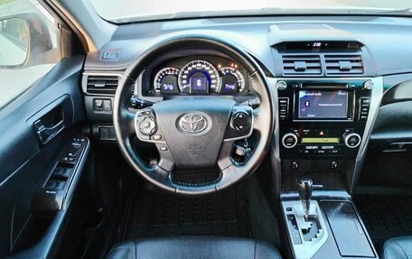 Toyota Camry, 2013 год, 1 800 000 рублей, 17 фотография