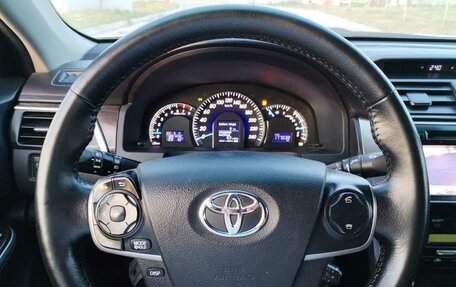 Toyota Camry, 2013 год, 1 800 000 рублей, 30 фотография