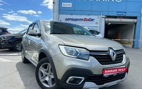 Renault Logan II, 2019 год, 1 299 000 рублей, 6 фотография