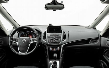 Opel Zafira C рестайлинг, 2014 год, 1 290 000 рублей, 10 фотография