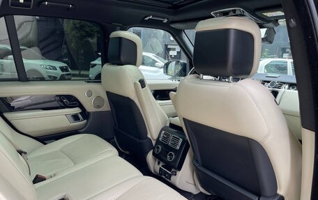 Land Rover Range Rover IV рестайлинг, 2018 год, 6 550 000 рублей, 9 фотография