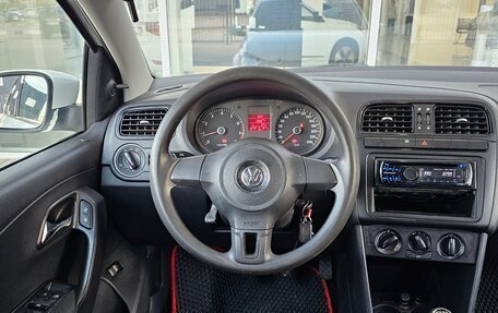 Volkswagen Polo VI (EU Market), 2011 год, 530 000 рублей, 6 фотография