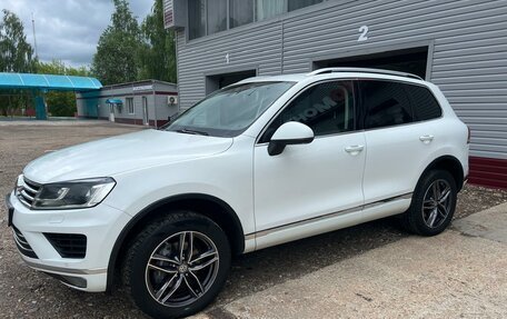 Volkswagen Touareg III, 2014 год, 2 900 000 рублей, 6 фотография