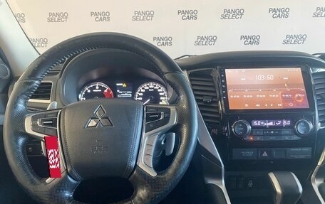 Mitsubishi Pajero Sport III рестайлинг, 2018 год, 3 155 000 рублей, 17 фотография