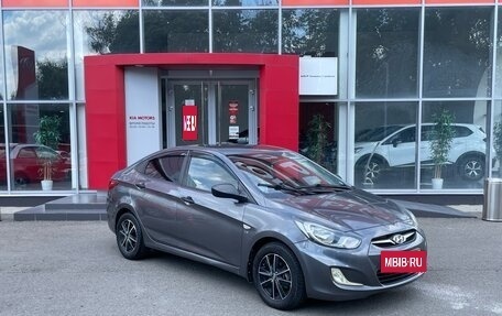 Hyundai Solaris II рестайлинг, 2012 год, 950 000 рублей, 3 фотография