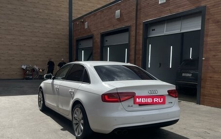 Audi A4, 2012 год, 1 790 000 рублей, 6 фотография