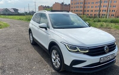 Volkswagen Tiguan II, 2021 год, 4 000 000 рублей, 1 фотография