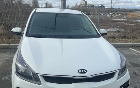 KIA Rio IV, 2017 год, 1 320 000 рублей, 2 фотография