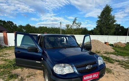 Chevrolet Niva I рестайлинг, 2016 год, 630 000 рублей, 1 фотография