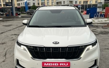 KIA Carnival, 2021 год, 3 730 000 рублей, 2 фотография